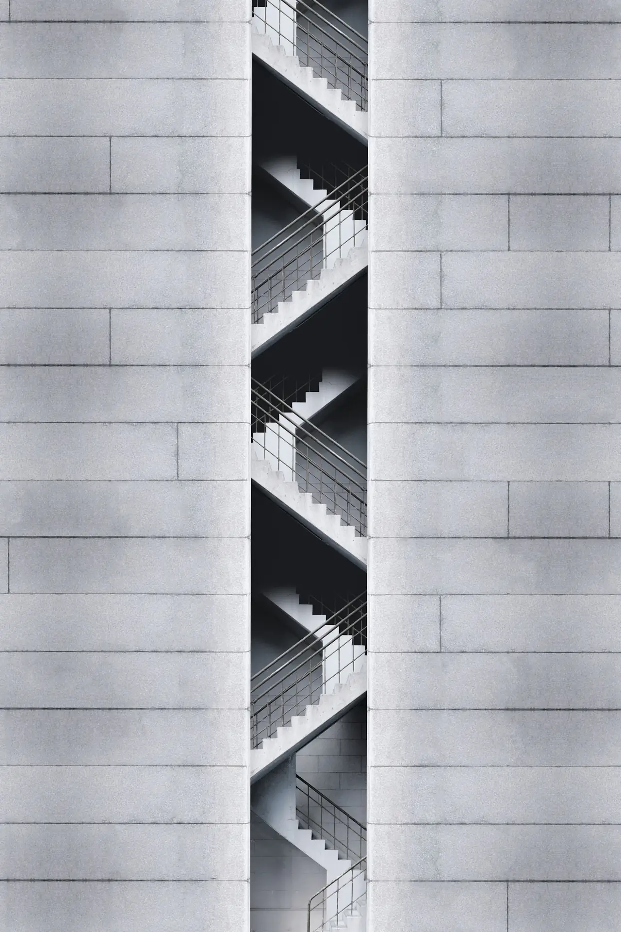 Temporary art-direction image: Graphic architectural detail